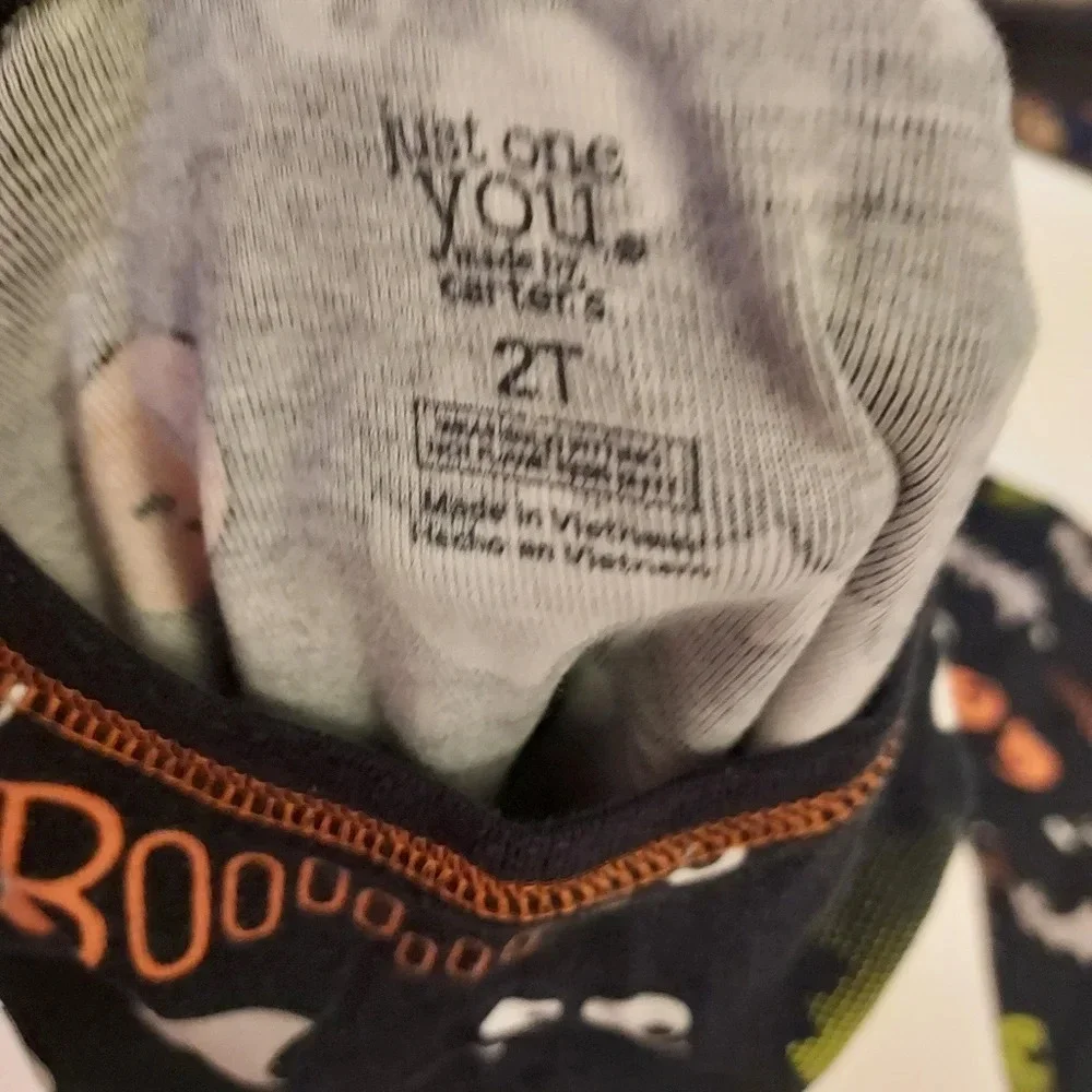 Lot of 2 Two Just One You by Carter's Halloween Pajama Sets in Size 2T